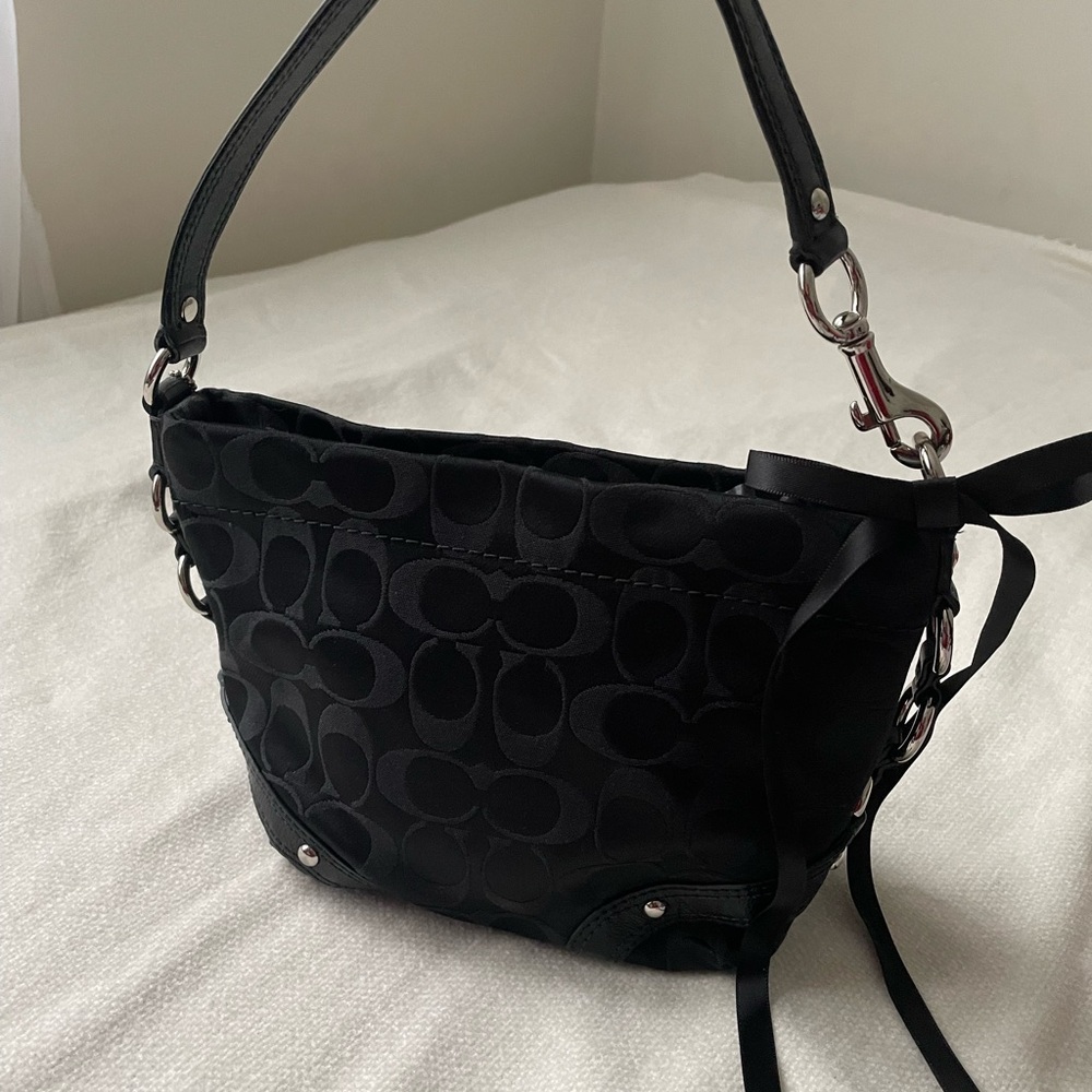 𝘔𝘪𝘯𝘪 𝘊𝘢𝘳𝘭𝘺 𝘗𝘶𝘳𝘴𝘦🖤 - Picture 5 of 10